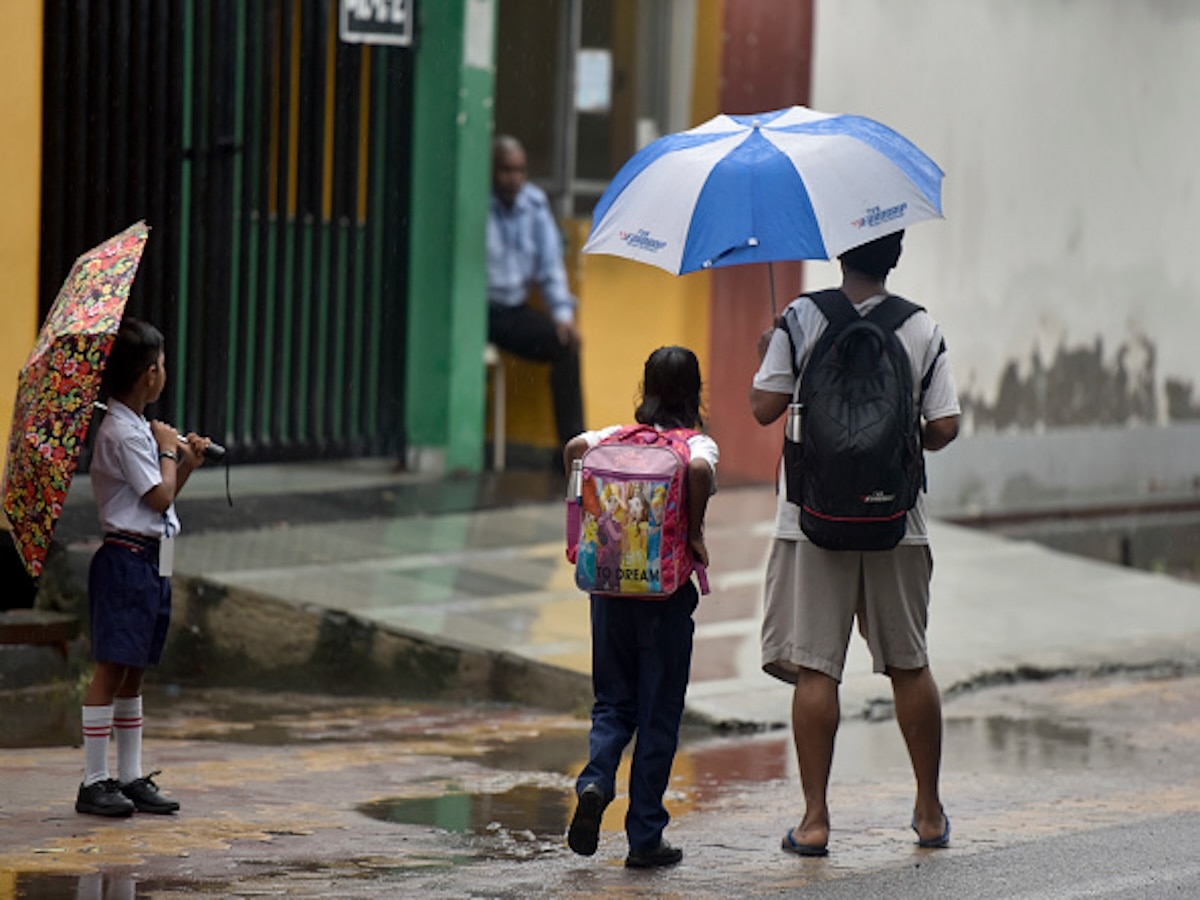 Cyclone ‘Michaung’: Tamil Nadu Declares School Holiday In 4 Districts ...