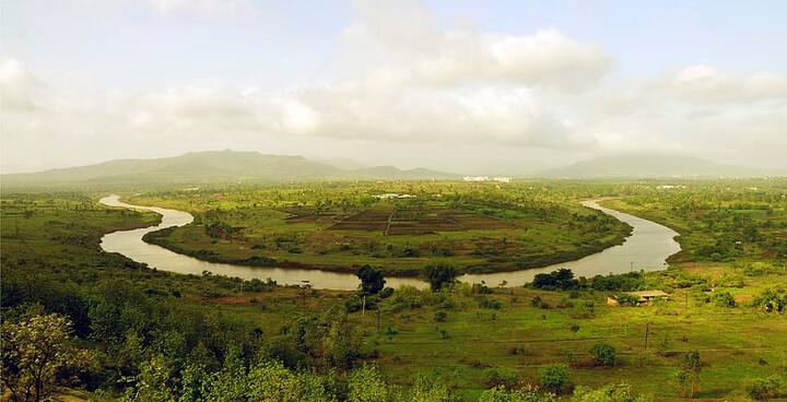 या अहवालानुसार देशातील 28 राज्य आणि 7 केंद्रशासित प्रदेशांतील 603 पैकी 311 नद्यांची काही क्षेत्र प्रदूषित आढळली.विशेष बाब म्हणजे यात  महाराष्ट्रातील 55  नद्यांचा समावेश  आहे.