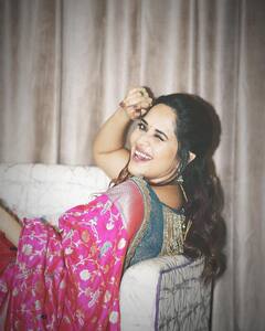 Anchor Aanasuya: కన్ను కొట్టిన అనసూయ, ఇక అభిమానులు ఆగుతారా?