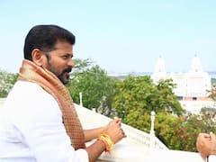 సీఎం రేసులో రేవంత్ - విద్యార్థి నేతగా ప్రస్థానం ప్రారంభం!