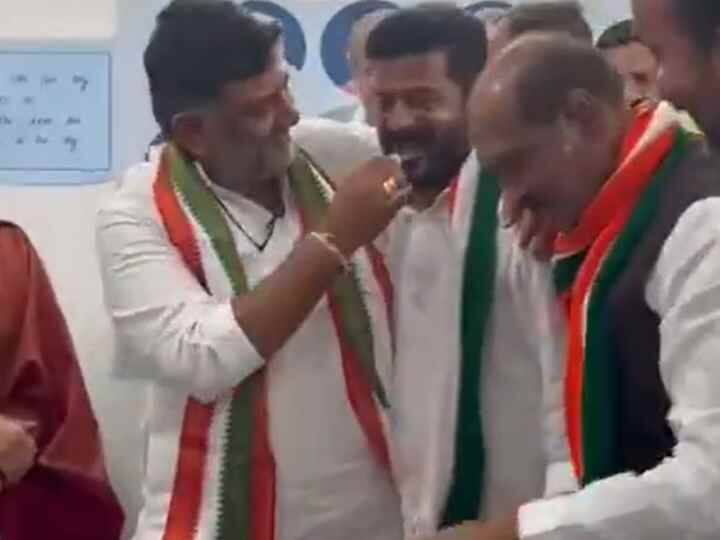 'लोगों ने केसीआर और केटीआर को जवाब दिया,' तेलंगाना में कांग्रेस को बढ़त मिलने पर बोले डीके शिवकुमार, पार्टी में जश्न का माहौल Telangana Election Result 2023 People have given answer to KCR and KTR says DK Shivakumar celebration starts in state 'लोगों ने केसीआर और केटीआर को जवाब दिया,' तेलंगाना में कांग्रेस को बढ़त मिलने पर बोले डीके शिवकुमार, पार्टी में जश्न का माहौल