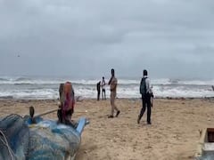 Cyclone Michaung: சென்னைவாசிகளே! மெரினா, பெசன்ட் நகர் கடற்கரைகளுக்கு செல்ல தடை - அரசு உத்தரவு