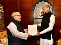 राजस्थान में रिवाज नहीं बदल पाए अशोक गहलोत, राज्यपाल को सौंपा इस्तीफा