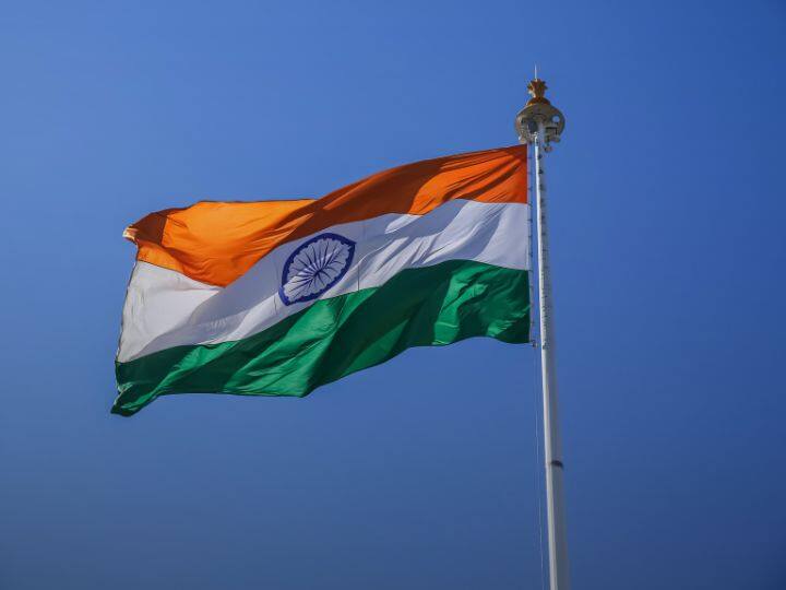 राष्ट्रपति के पास भारतीय संविधान में उच्च प्राधिकार होता है, लेकिन वे अपने निर्णयों में पार्लियामेंट, उच्च न्यायालय और विभिन्न सरकारी विभागों की सलाह लेते हैं. वे देश के नेतृत्व में महत्वपूर्ण भूमिका निभाते हैं और राष्ट्रीय मामलों में उच्च न्याय को सुनिश्चित करने में मदद करते हैं.