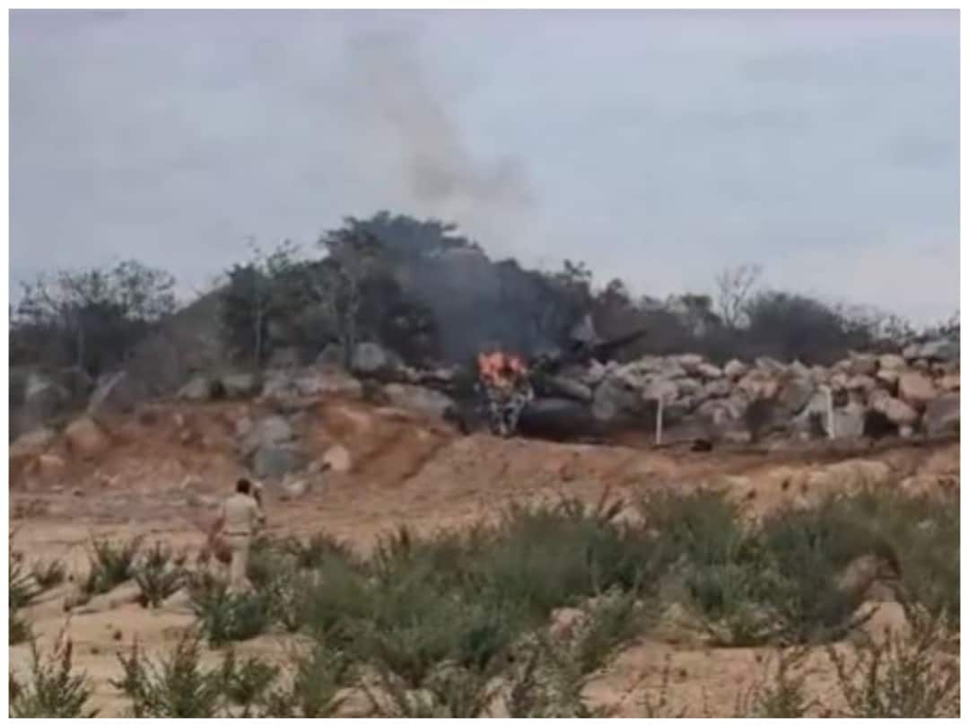 2 IAF Pilots Killed As Pilatus Trainer Aircraft Crashes In Telangana Dindigul 2 IAF Pilots Killed As Trainer Aircraft Crashes In Telangana, Inquiry Ordered: Officials