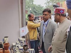 Saras Food Festival के तीसरे दिन उमड़ी लोगों की भीड़, इन राज्यों के व्यंजनों का लोगों ने जम कर लिया स्वाद