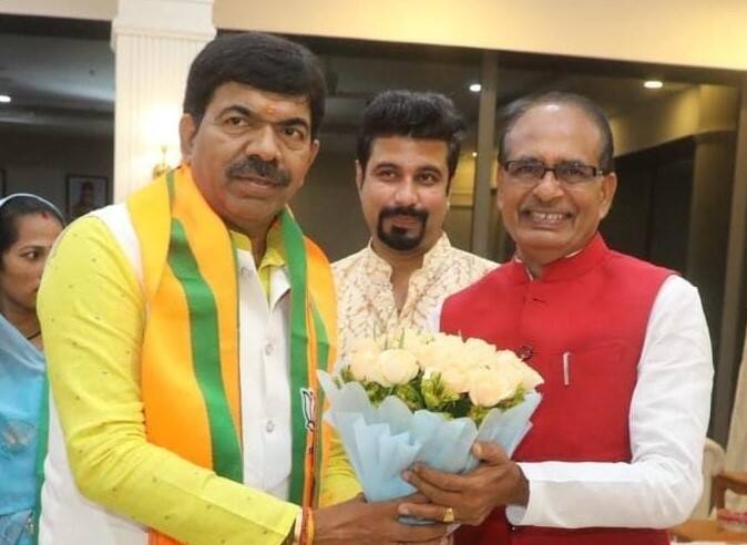 સૌથી ઓછા મતથી બીજી જીત પણ ભાજપની હતી. વારસીવાનીથી ભાજપના પ્રદીપ જયસ્વાલે કોંગ્રેસના વિવેક પટેલને 46 મતોથી હરાવ્યા હતા