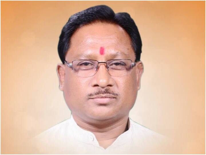 पूर्व केंद्रीय मंत्री विष्णु देव साय भी उन पांच नेताओं में शामिल हैं जिन्हें सीएम की दौड़ में माना जा रहा है. बीजेपी की जीत के बाद कहा कि यह