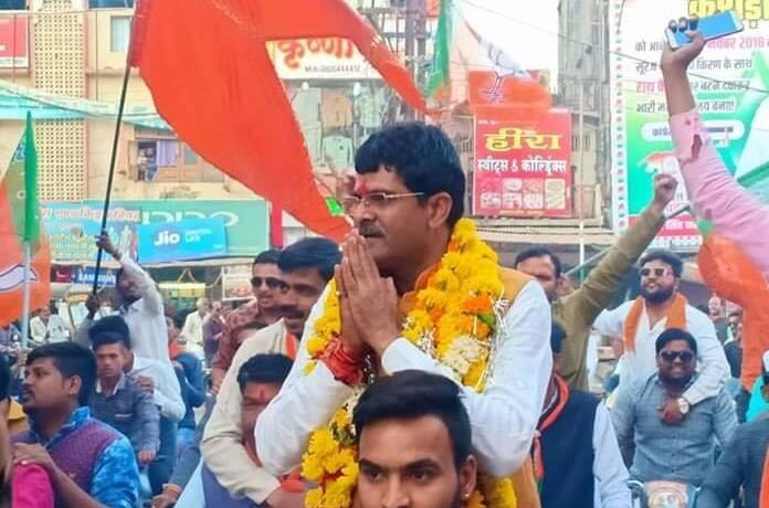 મધ્યપ્રદેશમાં સૌથ ઓછા મતથી જીત ભાજપના શાજાપુરના ઉમેદવાર અરુણ ભીમાવડની હતી. તેમણે કોંગ્રેસના હુકુમસિંહ કરાડાને 28 મતથી હરાવ્યા હતા.