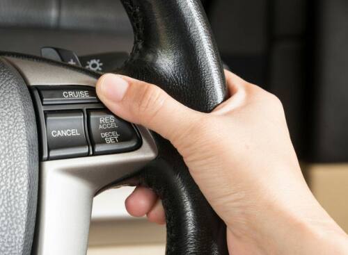 Cruise control ਨਾਲ ਆਉਂਦੀਆਂ ਨੇ ਇਹ ਕਾਰਾਂ