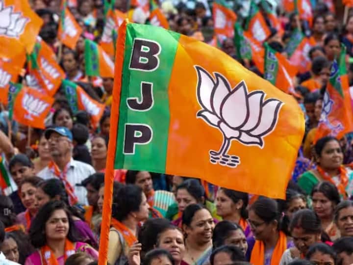 election results 2023 up bjp leader played important role in victory of BJP in mp UP Politics: पश्चिमी यूपी के ये दिग्गज नेता बने मध्य प्रदेश में BJP की ताकत, प्रचंड जीत में निभाई अहम भूमिका