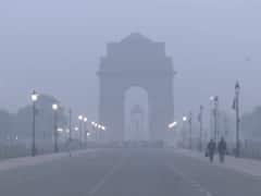 Delhi: No Relief For Residents As Air Quality Remains In 'Very Poor' Category