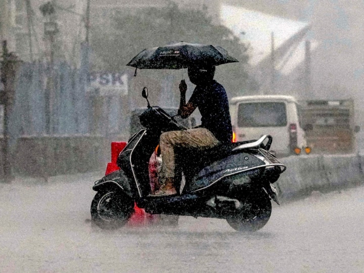 Weather Update Today 7 dec up IMD Forecast rain in lucknow, varanasi, sonbhadra Ka Mausam UP Weather Today: यूपी में आज भी इन इलाकों में बारिश का अनुमान, अब और बढ़ेगी सर्दी, हवा की गुणवत्ता में हुआ सुधार