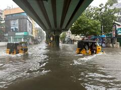 Chennai Floods Photos: மிக்ஜாம் புயல் எதிரொலி - வெள்ளக்காடாக காட்சியளிக்கும் சென்னை!