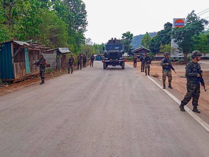 Manipur violence: Many killed in gunfight between two groups of militants in Tengnoupal Manipur Violence: मणिपुर के तेंगनौपाल में उग्रवादियों के दो समूहों के बीच गोलीबारी, 13 लोगों की मौत