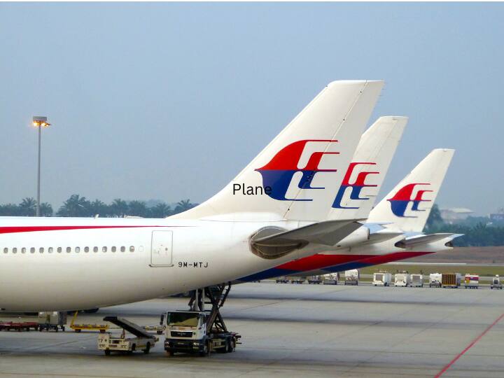 Airport Plane Parking Fee Do you have to pay to park a plane at the airport in India कार-बाइक के लिए लगता है पार्किंग चार्ज, क्या एयरपोर्ट पर प्लेन खड़ा करने के भी देने पड़ते हैं पैसे?