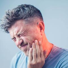 ਦੰਦਾਂ ਦੇ ਦਰਦ ਤੋਂ ਹੋ ਪਰੇਸ਼ਾਨ? ਅਪਣਾਓ ਇਹ ਘਰੇਲੂ ਨੁਸਖ਼ੇ