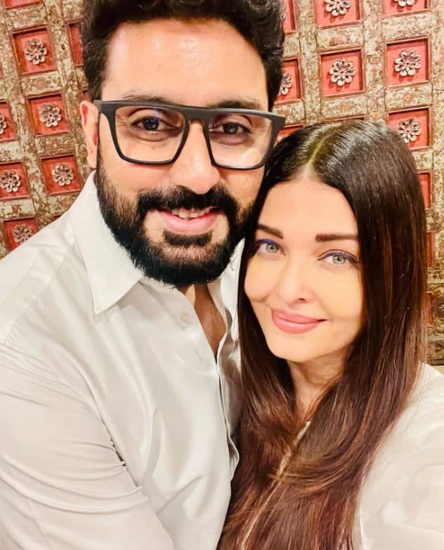 ऐश्वर्या सिर्फ अपने पति अभिषेक बच्चन को फॉलो करती हैं. फॉलोइंग लिस्ट में अभिषेक ही एकमात्र ऐसे शख्स हैं जिन्हें ऐश्वर्या इंस्टाग्राम पर फॉलो करती है.