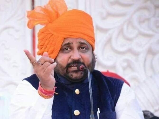 Shri Rashtriya Rajput Karni Sena President Sukhdev Singh Gogamedi Killed ANN | Sukhdev Singh Gogamedi: श्री राष्ट्रीय राजपूत करणी सेना के अध्यक्ष सुखदेव सिंह गोगामेडी की हत्या, लॉरेस ...