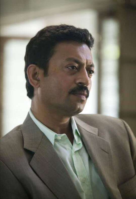 फिल्म हैदर में भले ही शाहिद कपूर , तबू, श्रद्धा कपूर लीड रोल में थे. लेकिन इरफान खान ने अपने छोटे से रोल से पूरी लाइमलाइट बटौर ली थी.