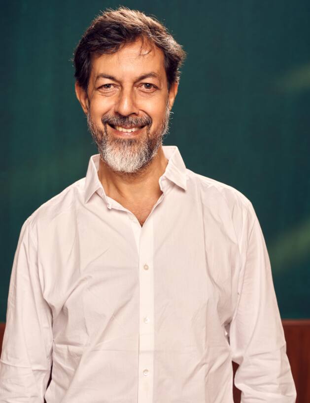 प्रतीक गांधी की वेब सीरीज स्कैम 1992 में रजत कपूर नजर आए थे. सीरीज में वो कम देर के लिए आए लेकिन अपने किरदार से लोगों को इंप्रेस कर गए