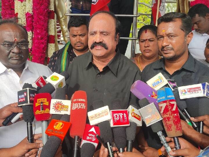 Bangalore Pugazhendi says OPS-led alliance will be formed in parliamentary elections TNN நாடாளுமன்ற தேர்தலில் ஓபிஎஸ் தலைமையில் கூட்டணி உருவாகும் - பெங்களூர் புகழேந்தி