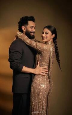 Mouni Roy: ਕੈਮਰੇ ਦੇ ਸਾਹਮਣੇ ਪਤੀ ਨਾਲ ਰੋਮਾਂਟਿਕ ਹੋਈ ਮੌਨੀ ਰਾਏ, ਵਾਇਰਲ ਹੋਈਆਂ ਕਪਲ ਦੀਆਂ ਖੂਬਸੂਰਤ ਤਸਵੀਰਾਂ