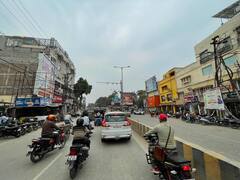 Varanasi Weather Update: वाराणसी में सर्द हवाओं ने बढ़ाई ठंड, घने बादलों ने बारिश का बनाया माहौल, मौसम की आंखमिचौली