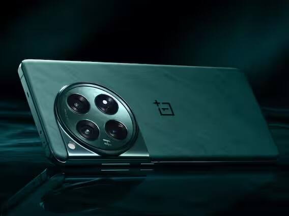 આ સ્માર્ટફોન ચીનમાં આવતા મહિને 5 ડિસેમ્બરે લૉન્ચ થશે, જ્યારે ભારતમાં તેની એન્ટ્રી જાન્યુઆરીમાં થશે. કંપનીએ Oneplus 11ને 54,999 રૂપિયાની કિંમતે લૉન્ચ કર્યો છે. આવી સ્થિતિમાં નવા ફોનની કિંમત 60,000 રૂપિયાની આસપાસ હોઈ શકે છે.