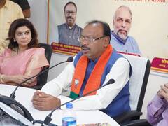 मुख्यमंत्रिपदाच्या शर्यतीत फडणवीस?, बावनकुळेंचा युटर्न; आता म्हणतात, निर्णय वरिष्ठ घेतील