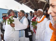 Haj Yatra 2024: हज यात्रा के लिए ऑनलाइन प्रोसेस शुरू, क्या है अप्लाई करने की आखिरी तारीख, कैसे भरे फॉर्म, एक क्लिक में जानें