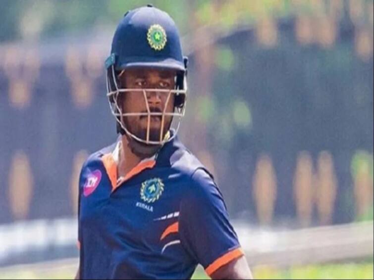 Sanju Samson scores a hundred in Vijay Hazare Trophy Vijay hazare trophy: வேட்டையாடவே வெறியோரு சுத்துறான்... விஜய் ஹசாரே ட்ராபி சதம் விளாசிய சஞ்சு சாம்சன்!