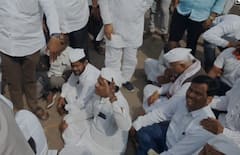 Alandi News :  आळंदी बंद:  ज्ञानेश्वर महाराजांच्या मंदिरासमोर ग्रामस्थांच्या ठिय्या आंदोलनात काही काळ गोंधळ