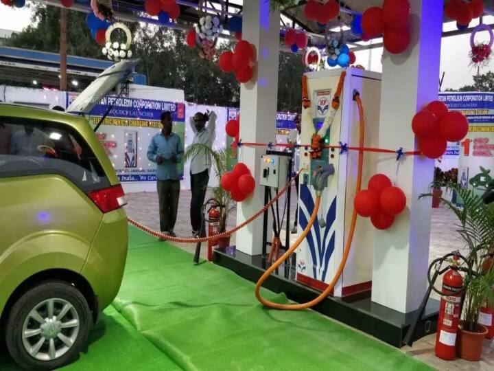 Nitish cabinet approved Bihar Electric Vehicle Policy get incentive up to Rs 1.25 lakh on buying car Good News: बिहार कैबिनेट ने 'नई इलेक्ट्रिक वाहन नीति' को मंजूरी दी, कार खरीदने पर मिल सकते हैं 1.25 लाख तक प्रोत्साहन 