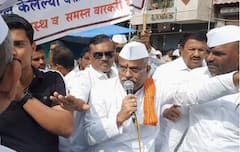 Alandi News :  आळंदी बंद:  ज्ञानेश्वर महाराजांच्या मंदिरासमोर ग्रामस्थांच्या ठिय्या आंदोलनात काही काळ गोंधळ