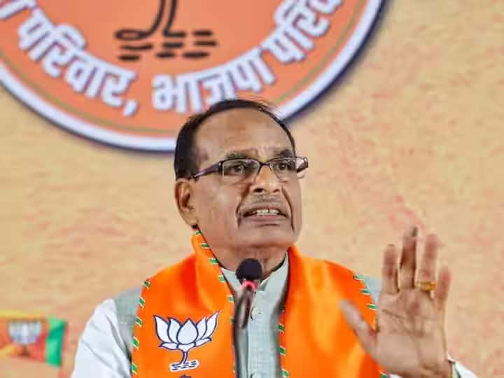 Shivraj Singh Chauhan on Sukhdev Singh Gogamedi National President of Shri Rashtriya Rajput Karni Sena murder said sad Sukhdev Singh Gogamedi: सुखदेव सिंह गोगामेड़ी की हत्या को शिवराज सिंह चौहान ने बताया दुखद, कहा- अपराधियों पर तत्काल कार्रवाई उचित