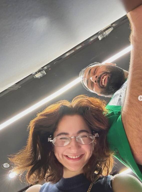 Hania Aamir: ਹਾਨੀਆ ਆਮਿਰ ਪਾਲੀਵੁੱਡ 'ਚ ਐਂਟਰੀ ਲਈ ਤਿਆਰ! ਕਰਨ ਔਜਲਾ 'ਤੇ ਰੈਪਰ ਬਾਦਸ਼ਾਹ ਨਾਲ ਇੰਝ ਆਈ ਨਜ਼ਰ