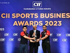 फील्ड पर कोई खिताब ना जीत पाने वाली RCB ने मैदान के बाहर मारी बाज़ी! इस खास अवॉर्ड पर लिखवाया अपना नाम