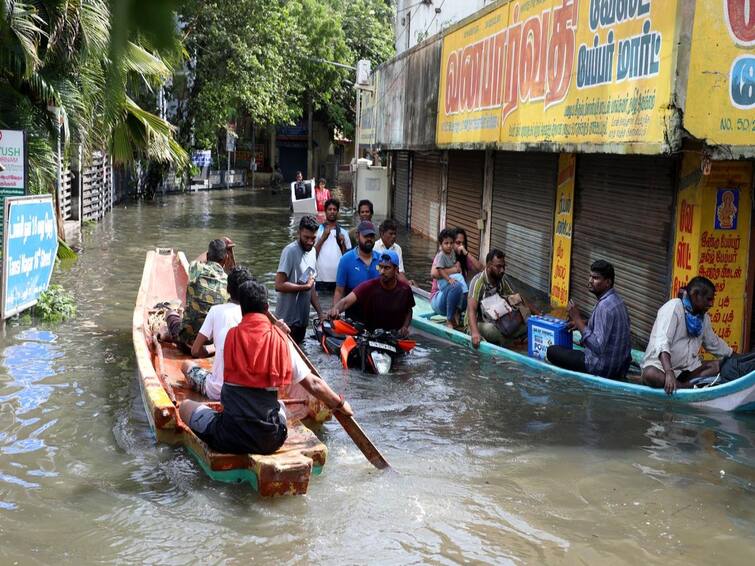 Michaung Cyclone Government WhatsApp numbers have been announced for NGOs to involve themselves helping flood affected people Michaung Cyclone: மிக்ஜாம் புயல்! பொதுமக்களுக்கு உதவ வேண்டுமா? வாட்ஸ்அப் எண்களை அறிவித்த தமிழ்நாடு அரசு!