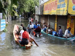 மிக்ஜாம் புயல்! பொதுமக்களுக்கு உதவ வேண்டுமா? வாட்ஸ்அப் எண்களை அறிவித்த தமிழ்நாடு அரசு!