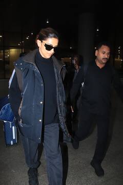 एयरपोर्ट पर अट्रैक्टिव लुक में स्पॉट हुईं Deepika Padukone, एक्ट्रेस ने ब्लैक स्वेटशर्ट के साथ जैकेट में दिखाया स्टाइलिश अंदाज