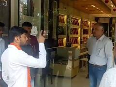 मराठी पाट्यांवरून मनसे ठाण्यात ॲक्शन मोडमध्ये, दुकानदारांना मनसैनिकांनी दिला दोन ते तीन दिवसांचा अल्टिमेटम