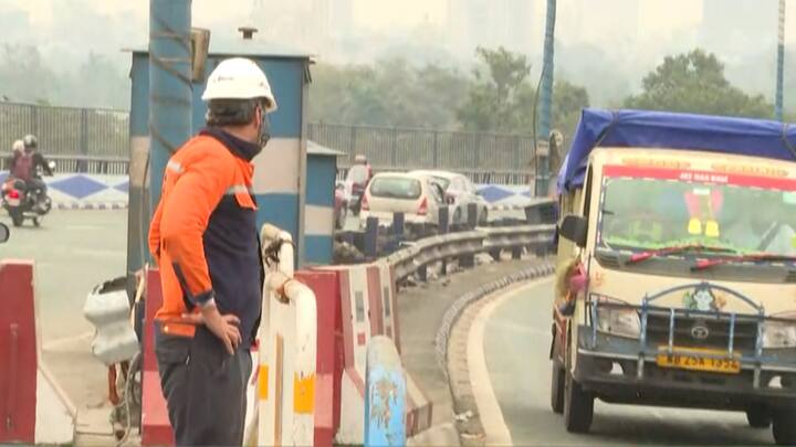 বিদ্যাসাগর সেতুর জন্য বন্দর এলাকা থেকে আসা HGVS এবং MGV গুলি সেন্ট জর্জেস গেট রোড - স্ট্র্যান্ড রোড - কিংসওয়ে - CR পেতে ক্লাইড রো / সেন্ট জর্জেস গেট রোড ক্রসিং থেকে ডাইভার্ট করা হবে৷