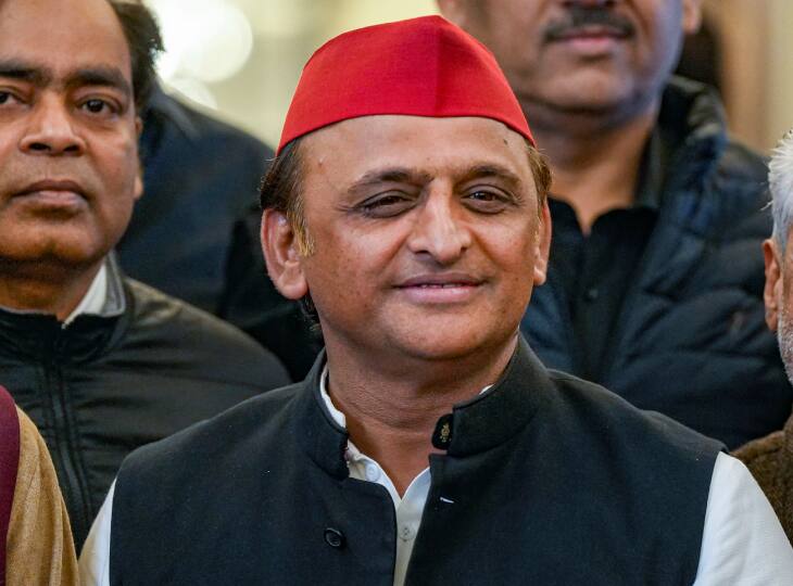 UP Politics: अखिलेश यादव के हाथ INDIA गठबंधन की कमान! सपा तय करेगी सीट शेयरिंग? क्या होगा फॉर्मूला Akhilesh Yadav lead INDIA alliance in UP and Share seats with Congress RLD UP Politics: अखिलेश यादव के हाथ INDIA गठबंधन की कमान! सपा तय करेगी सीट शेयरिंग? क्या होगा फॉर्मूला