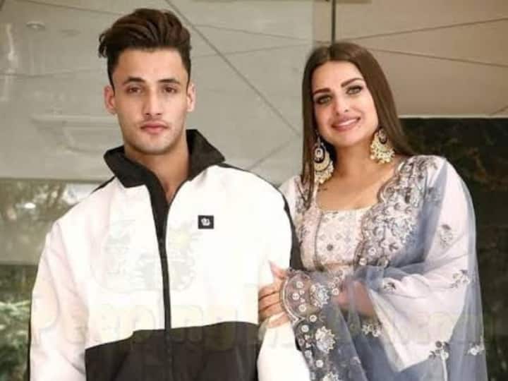 Himanshi Khurana, Asim Riaz Break Up After 4 Years Of Relationship Due To 'Different Religious Beliefs' Himanshi Khurana, Asim Riaz Break Up After 4 Years Of Relationship Due To 'Different Religious Beliefs'