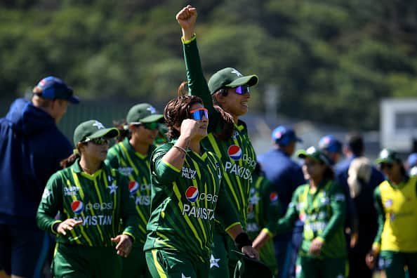 Pakistan exhibited excellent batting performances from Muneeba Ali (35), Aliya Riaz (32), and former captain Bismah Maroof (21).