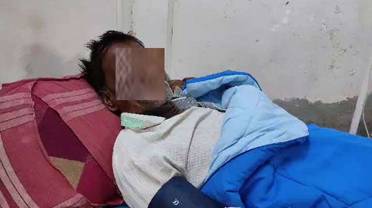 Anand News: three man and one child burn due to a woman Acid Attack during family quarrel in Thasra village Anand: લાઇટ-ચાલુ બંધ કરવા બાબતે ઘરમાં થયો જોરદાર ઝઘડો, તો મહિલાએ કર્યો એસિડ એટેક, ચાર દાઝ્યા