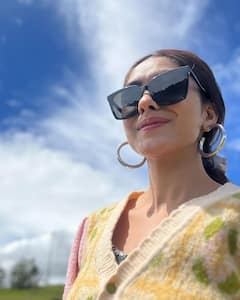 Mrunal Thakur Photos : ’ஹாய் நான்னா’ திரைப்படத்தின் பிடிஎஸ் புகைப்படங்களை பகிர்ந்த நடிகை மிருனாள் தாக்கூர்..!