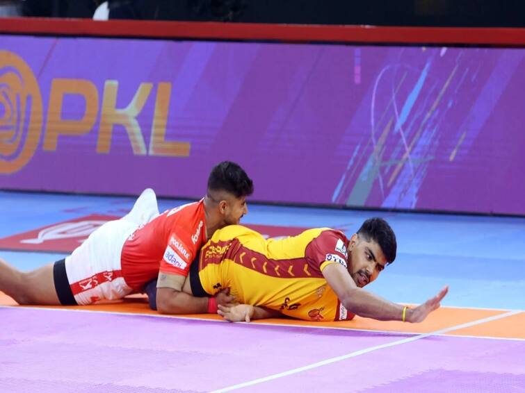 Pro Kabaddi 2023 Telugu Titans cross paths with Patna Pirates in Match 8 Sports News Pro Kabaddi 2023: பாட்னா பைரேட்ஸை இன்று எதிர்கொள்ளும் தெலுங்கு டைட்டன்ஸ்.. நேருக்கு நேரில் யார் ஆதிக்கம்? எங்கே பார்ப்பது?