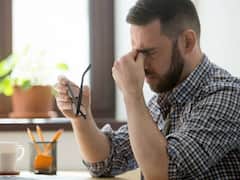 Health Tips: सुबह उठते ही सिरदर्द महसूस होता है तो हो सकती है ये गंभीर बीमारी